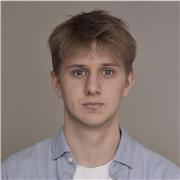 Étudiant en design bilingue donne des cours d'anglais en conversation, écrit, et lecture